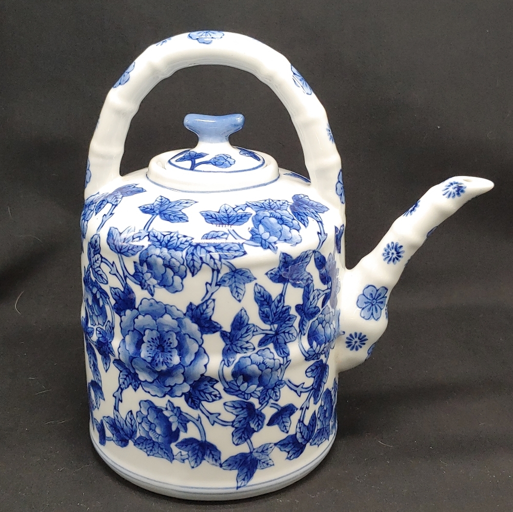 Vintage Asian Floral Teapot